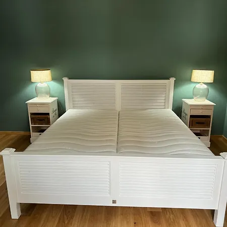 Weinmanufaktur Nourani 아파트 *