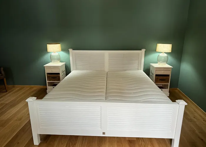 Weinmanufaktur Nourani 아파트 *