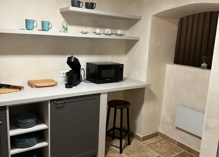 Weinmanufaktur Nourani アパート *